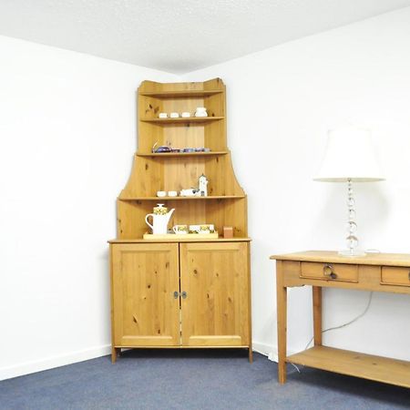 Spacious 2 Bedroom Private Basement Suite In Lynn Canyon North Vancouver Esterno foto